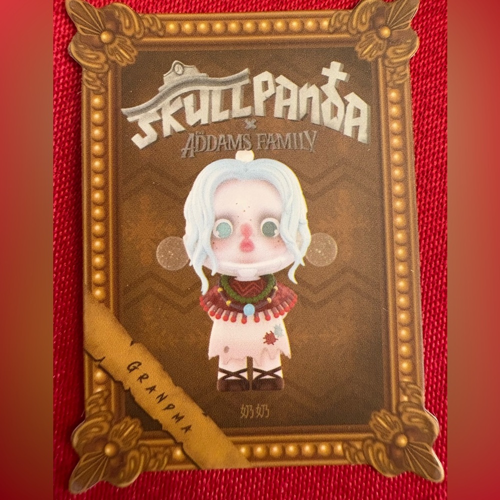 Skull Panda collab w/ Addams Family, featuring Grandma. Has detachable nose! - Picture 5 of 5